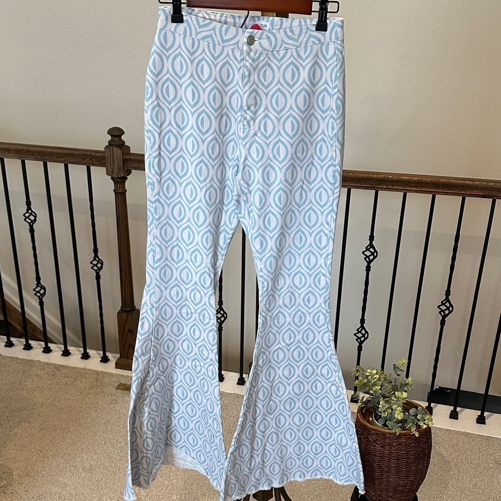 Vestique Blue and White Patterned Bell Bottom Jeans. Size Small